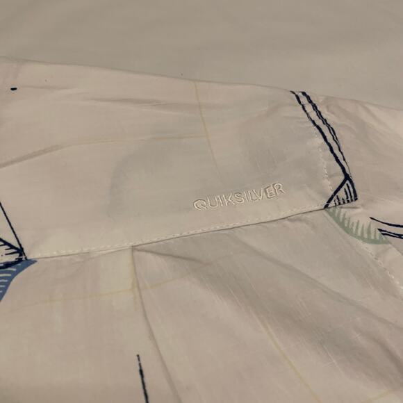 Waterman Quicksilver Short Sleeves Button Down shirt Nautical Ocean Surf XL - Picture 12 of 12